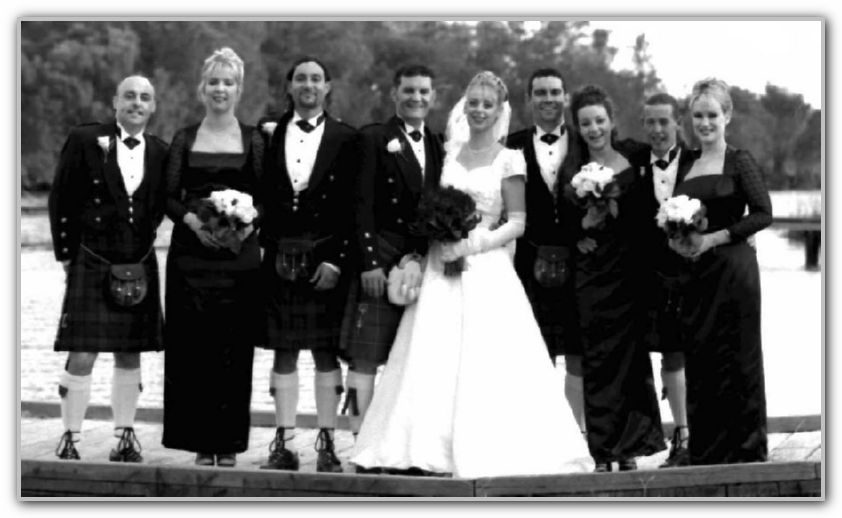 D-&-SJ-Wedding-photo-along-